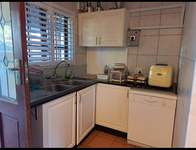 3 BEDROOM HOUSE FOR SALE IN FOREST HILLS